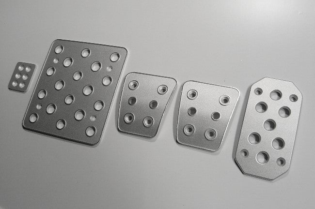 Toyota_FJ_Cruiser_billet_pedal